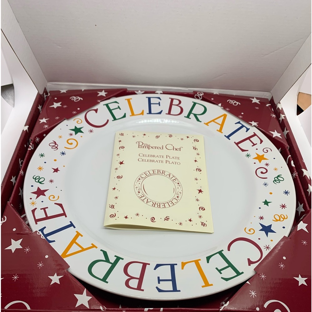 2005 NIB CELEBRATE Pampered Chef Plate 11”